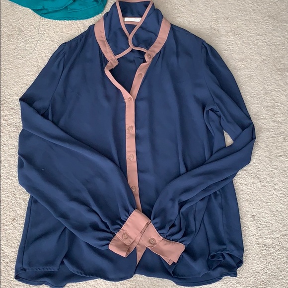 Bundle of 4 long sleeve sheer shirts! - Picture 2 of 8